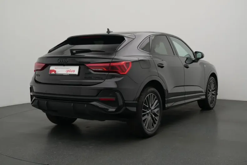 Audi Q3 din 2022 cu 42.521 km - oferta AUD175302 - foto 4