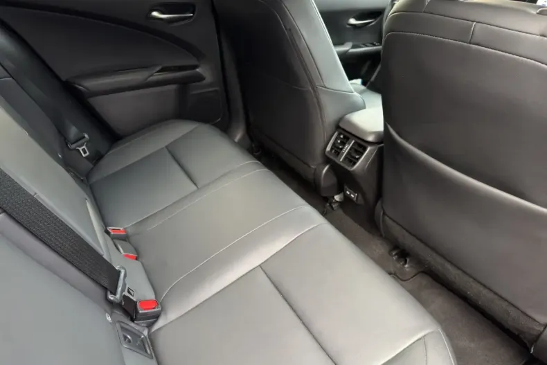 Lexus UX din 2023 cu 51.050 km - oferta LEX175308 - foto 16