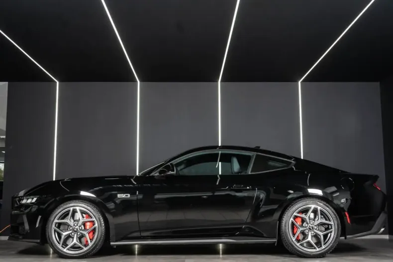 Ford Mustang din 2024 cu 8.749 km - oferta FOR175319 - foto 7