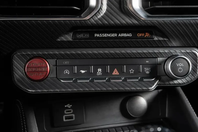 Ford Mustang din 2024 cu 8.749 km - oferta FOR175319 - foto 16