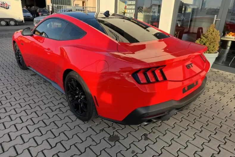 Ford Mustang din 2025 cu 9.200 km - oferta FOR175320 - foto 7