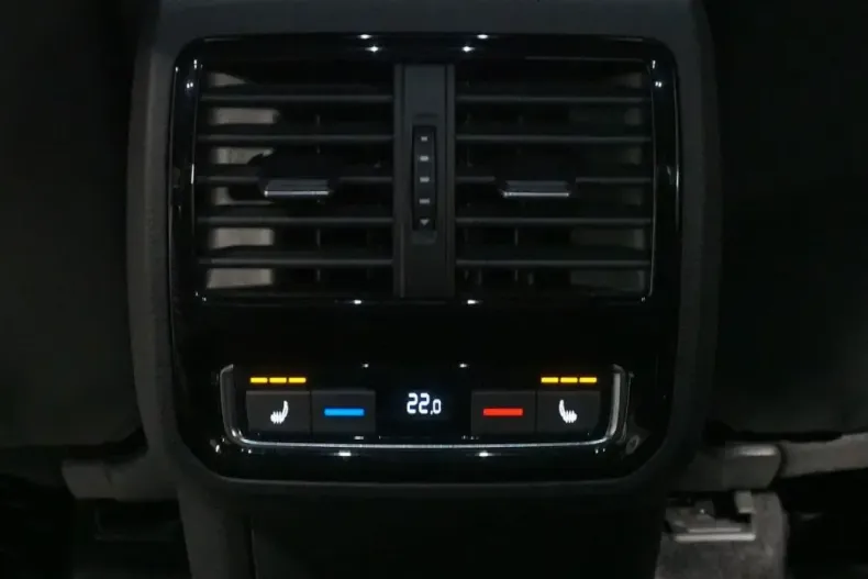 Volkswagen Passat din 2021 cu 36.057 km - oferta VOL175321 - foto 17