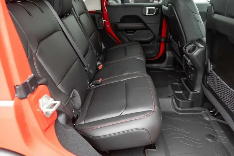 Jeep Wrangler din 2024 cu 5 km - oferta JEE175324 - foto 8