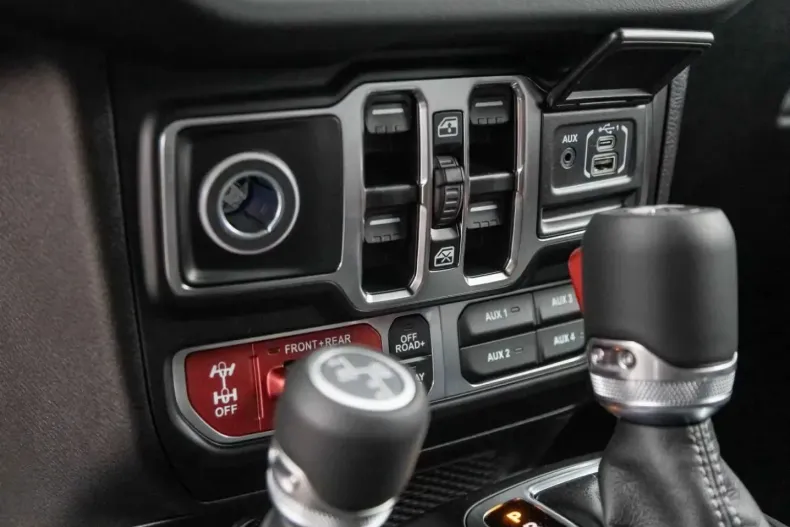 Jeep Wrangler din 2024 cu 5 km - oferta JEE175324 - foto 10