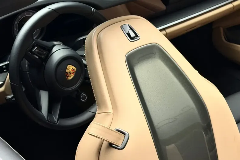 Porsche 992 din 2024 cu 16.168 km - oferta POR175326 - foto 4