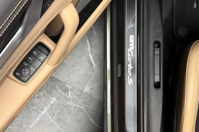 Porsche 992 din 2024 cu 16.168 km - oferta POR175326 - foto 18