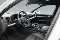 Porsche Cayenne din 2024 cu 17.900 km - oferta POR175332 - foto 4