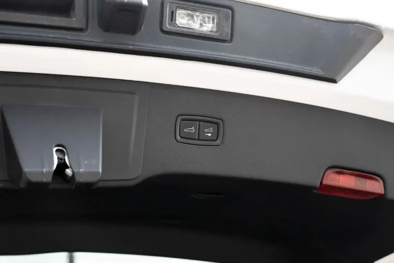 Porsche Cayenne din 2024 cu 17.900 km - oferta POR175332 - foto 27