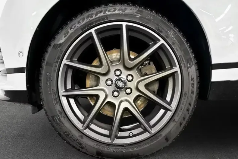 Land Rover Range Rover Velar din 2024 cu 24.700 km - oferta LAN175336 - foto 7