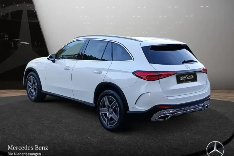 Mercedes-Benz GLC 220 din 2024 cu 5.946 km - oferta MER175350 - foto 4