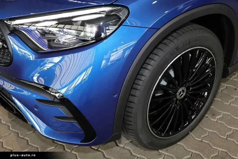 Mercedes-Benz GLC 450 din 2025 cu 10.700 km - oferta MER175353 - foto 3