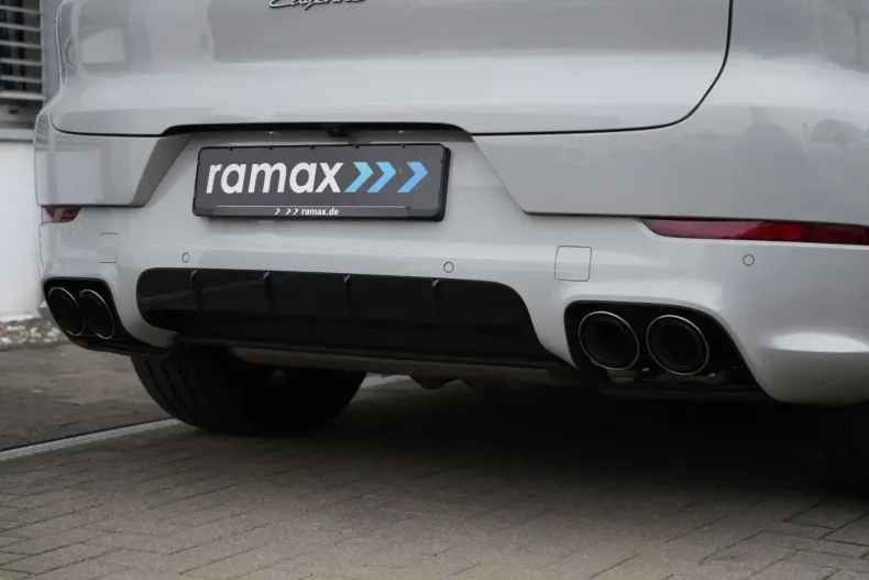 Porsche Cayenne din 2024 cu 16.000 km - oferta POR175355 - foto 10