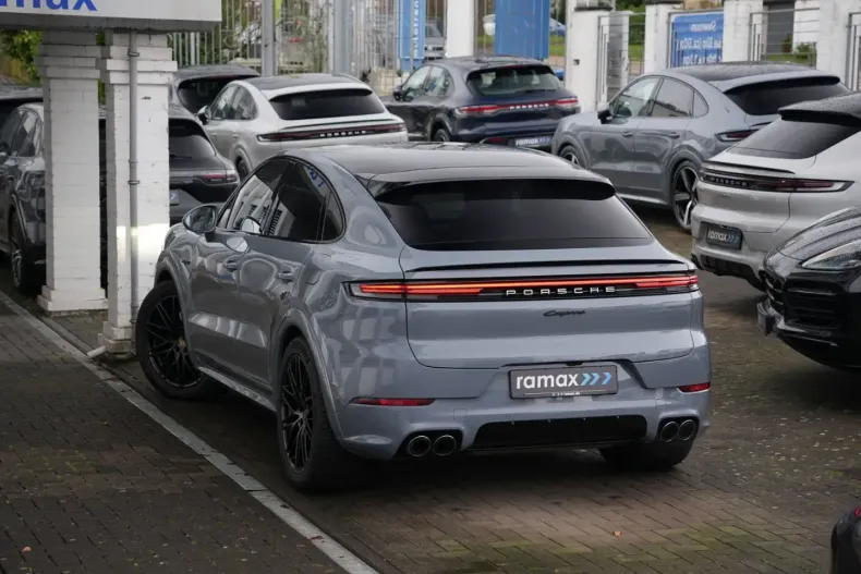 Porsche Cayenne din 2024 cu 34.500 km - oferta POR175357 - foto 7