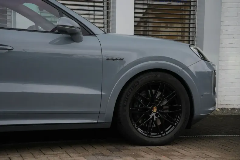 Porsche Cayenne din 2024 cu 34.500 km - oferta POR175357 - foto 19