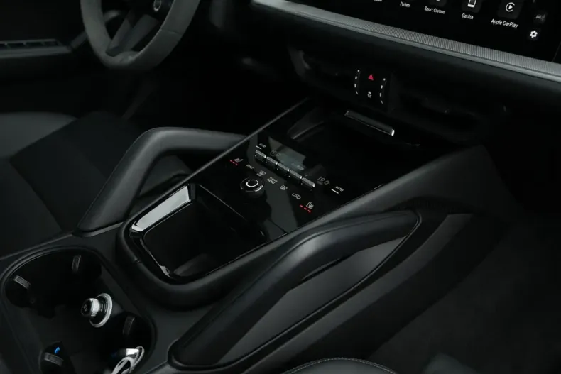 Porsche Cayenne din 2024 cu 34.500 km - oferta POR175357 - foto 23