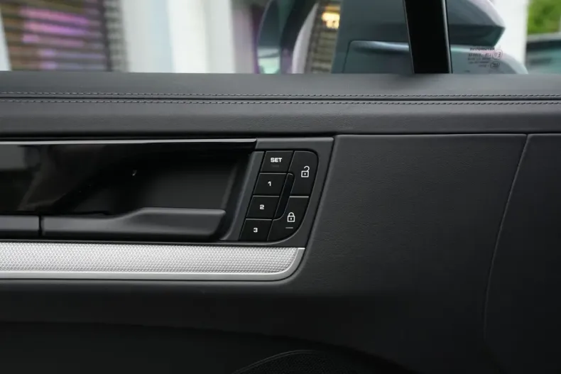 Porsche Cayenne din 2024 cu 34.500 km - oferta POR175357 - foto 34