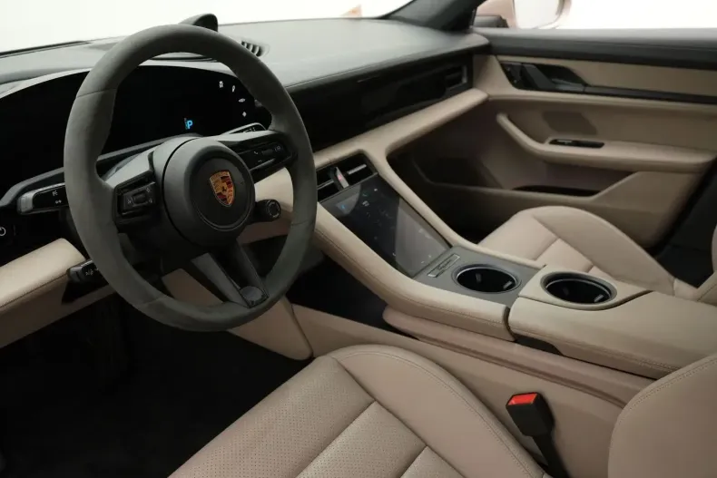 Porsche Taycan din 2022 cu 55.600 km - oferta POR175359 - foto 5