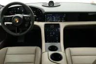 Porsche Taycan din 2022 cu 55.600 km - oferta POR175359 - foto 7