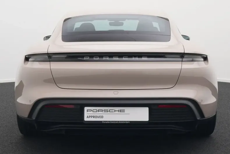 Porsche Taycan din 2022 cu 55.600 km - oferta POR175359 - foto 9