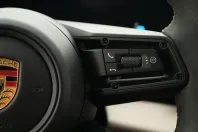 Porsche Taycan din 2022 cu 55.600 km - oferta POR175359 - foto 36