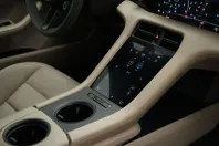 Porsche Taycan din 2022 cu 55.600 km - oferta POR175359 - foto 44