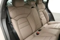 Porsche Taycan din 2022 cu 55.600 km - oferta POR175359 - foto 47