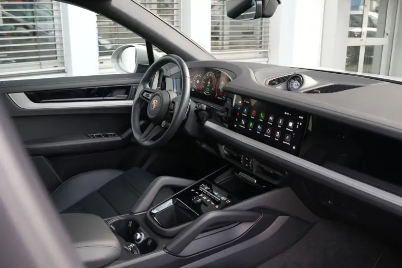 Porsche Cayenne din 2024 cu 19.000 km - oferta POR175361 - foto 22