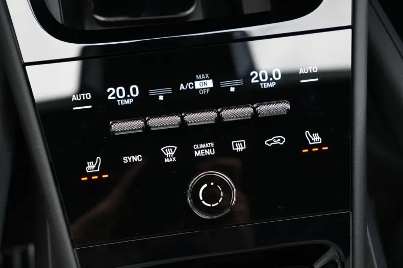 Porsche Cayenne din 2024 cu 19.000 km - oferta POR175361 - foto 28