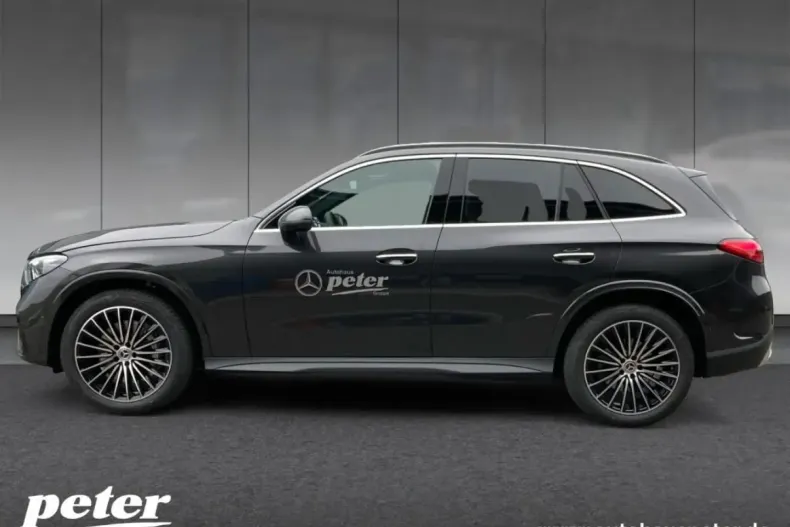 Mercedes-Benz GLC 220 din 2024 cu 12.600 km - oferta MER175363 - foto 3