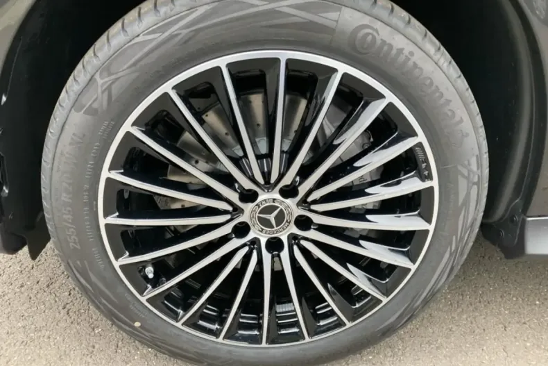 Mercedes-Benz GLC 220 din 2024 cu 12.600 km - oferta MER175363 - foto 7