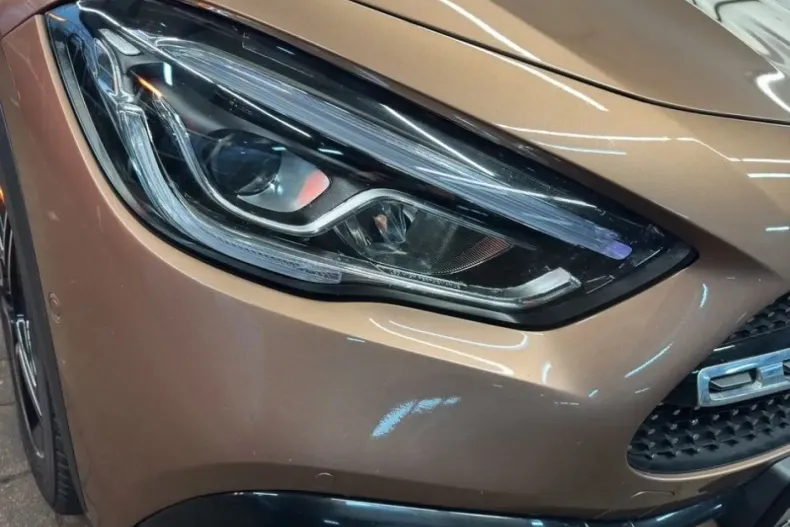 Mercedes-Benz GLA 250 din 2021 cu 56.181 km - oferta MER175368 - foto 12