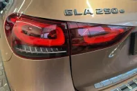 Mercedes-Benz GLA 250 din 2021 cu 56.181 km - oferta MER175368 - foto 13