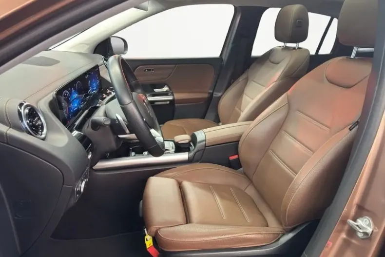 Mercedes-Benz GLA 250 din 2021 cu 56.181 km - oferta MER175368 - foto 18