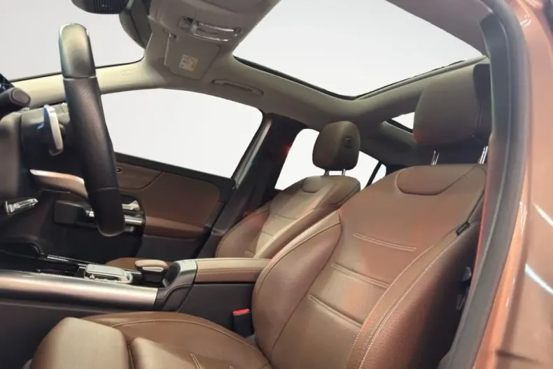 Mercedes-Benz GLA 250 din 2021 cu 56.181 km - oferta MER175368 - foto 20