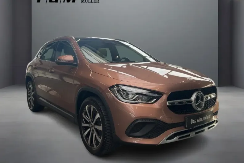 Mercedes-Benz GLA 250 din 2022 cu 20.815 km - oferta MER175371 - foto 1