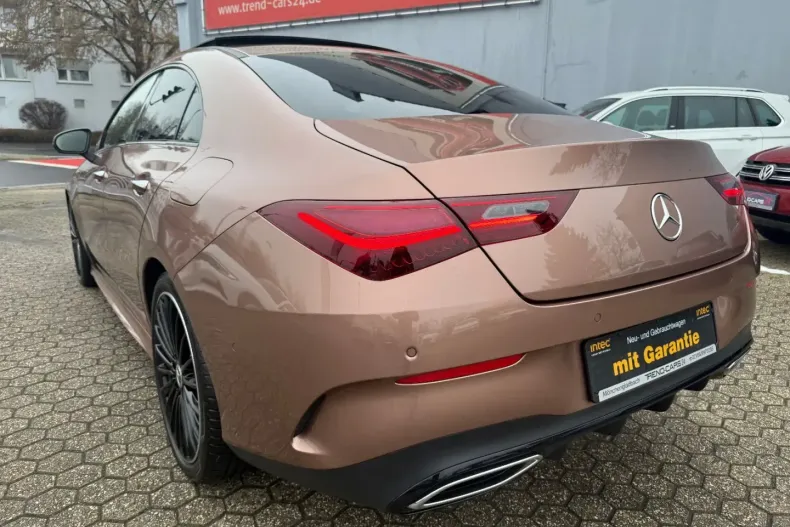 Mercedes-Benz CLA 200 din 2023 cu 8.150 km - oferta MER175374 - foto 4