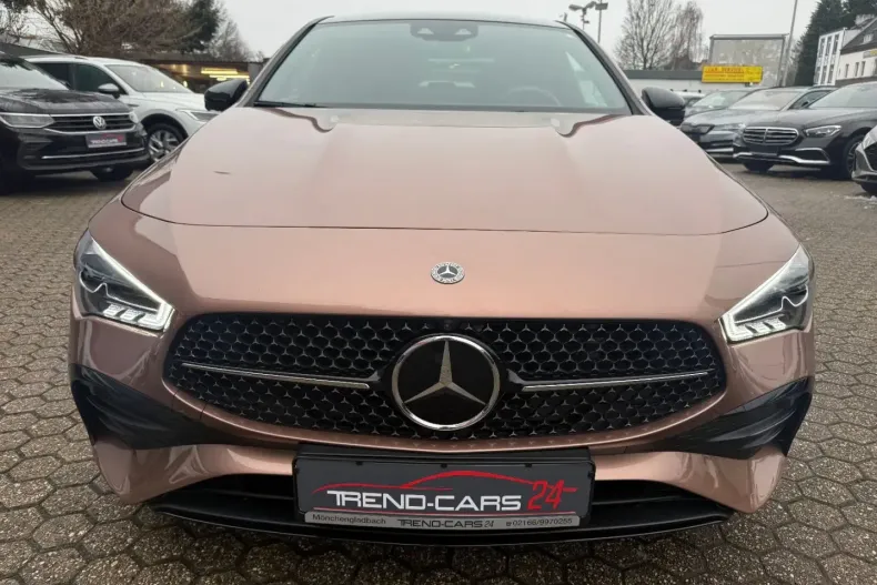 Mercedes-Benz CLA 200 din 2023 cu 8.150 km - oferta MER175374 - foto 8