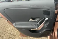 Mercedes-Benz CLA 200 din 2023 cu 8.150 km - oferta MER175374 - foto 19