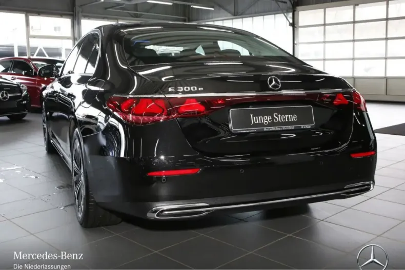 Mercedes-Benz E 300 din 2025 cu 9.518 km - oferta MER175378 - foto 8