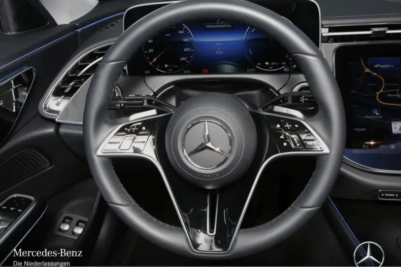 Mercedes-Benz E 300 din 2025 cu 9.518 km - oferta MER175378 - foto 11