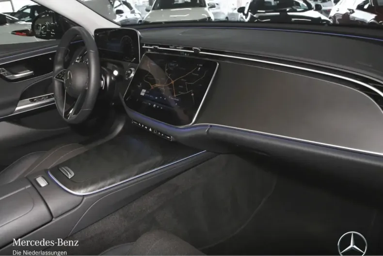 Mercedes-Benz E 300 din 2025 cu 9.518 km - oferta MER175378 - foto 13