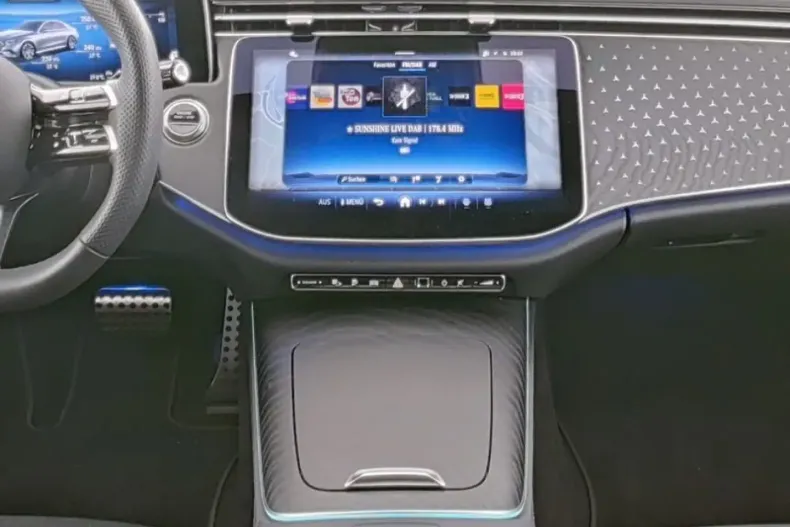 Mercedes-Benz E 300 din 2025 cu 12.220 km - oferta MER175385 - foto 5