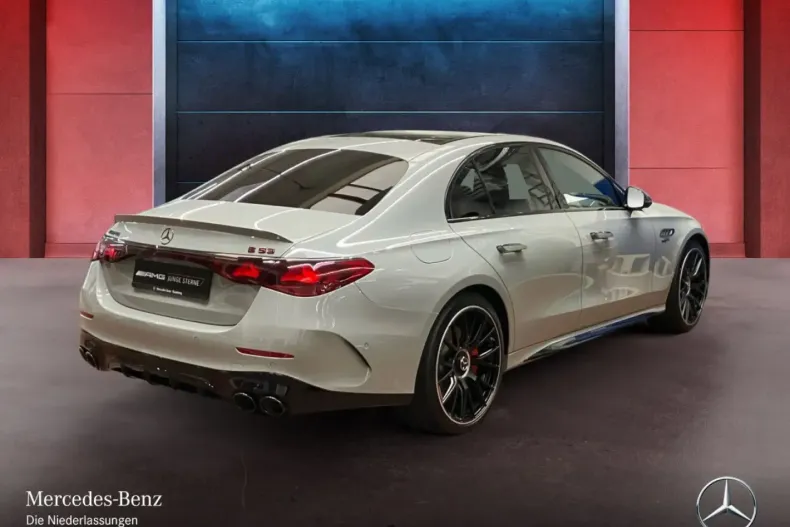 Mercedes-Benz E 53 AMG din 2025 cu 25.214 km - oferta MER175392 - foto 4