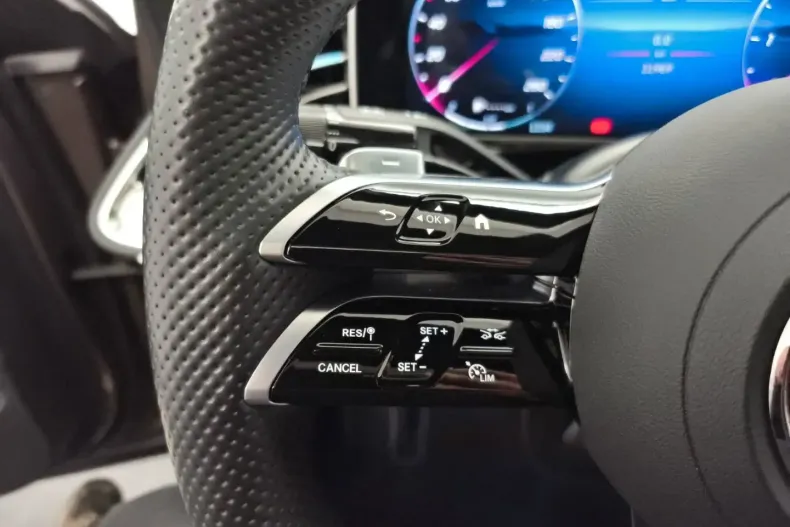 Mercedes-Benz E 220 din 2024 cu 32.064 km - oferta MER175393 - foto 15