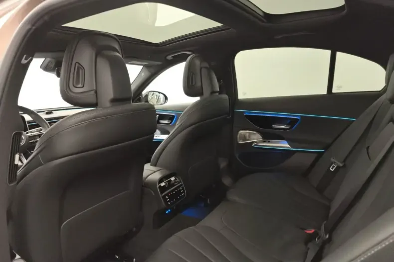 Mercedes-Benz E 220 din 2024 cu 32.064 km - oferta MER175393 - foto 18