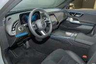 Mercedes-Benz E 200 din 2025 cu 5.000 km - oferta MER175394 - foto 10