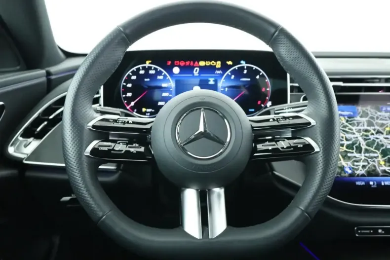 Mercedes-Benz E 220 din 2025 cu 10.702 km - oferta MER175395 - foto 11