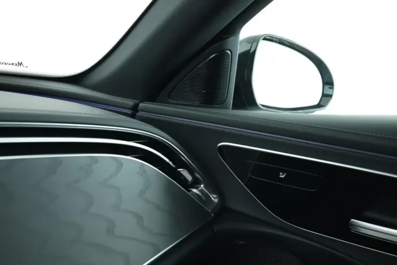 Mercedes-Benz E 220 din 2025 cu 10.702 km - oferta MER175395 - foto 16