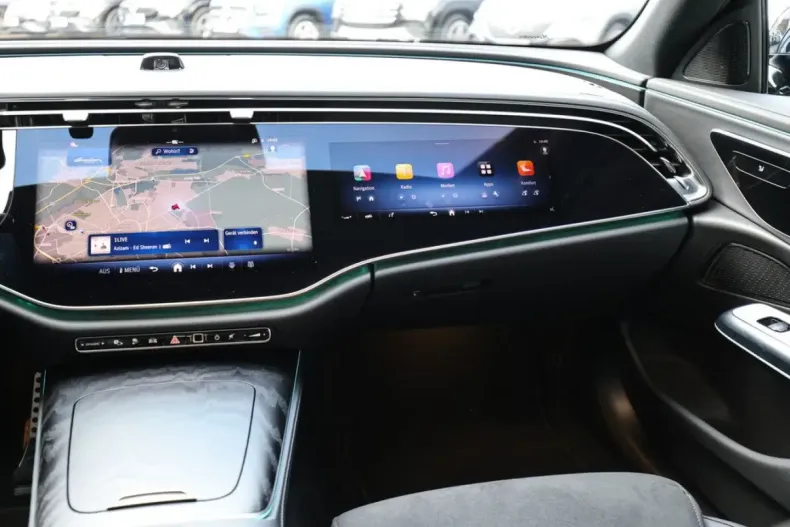 Mercedes-Benz E 300 din 2025 cu 11.619 km - oferta MER175396 - foto 7