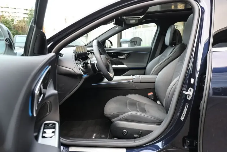 Mercedes-Benz E 300 din 2025 cu 11.619 km - oferta MER175396 - foto 8